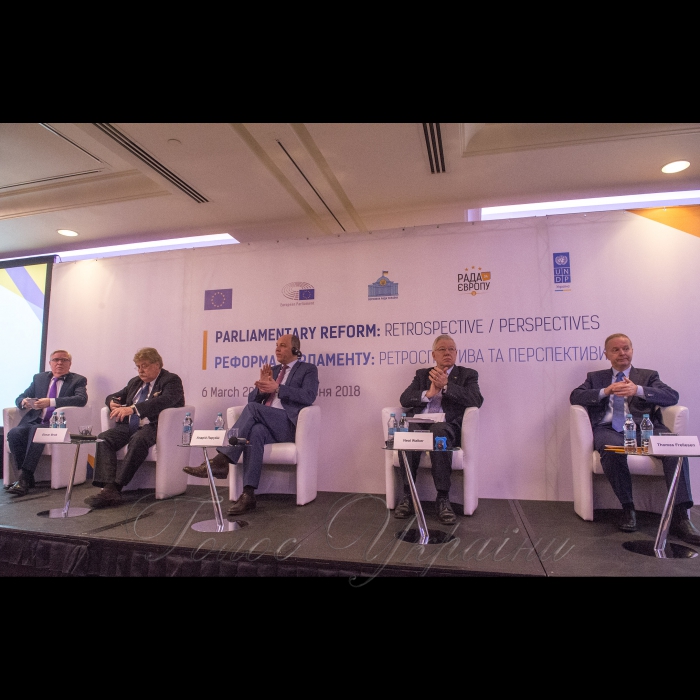 6 березня 2018 Голова Верховної Ради України Андрій Парубій взяв участь у Міжнародній конференції «Реформа парламенту: ретроспектива та перспективи» 
Захід проводиться Верховною Радою України спільно з Європейським Парламентом за підтримки проекту ЄС-ПРООН «Рада за Європу» і присвячений другій річниці реформи українського Парламенту, зокрема, виконанню Рекомендацій Місії Європейського Парламенту щодо внутрішньої реформи Верховної Ради України під головуванням керівника Місії Європейського Парламенту з оцінки потреб Верховної Ради України, екс-президента Європарламенту Пета Кокса за участю Уповноваженого у справах України члена Європейського Парламенту Ельмара Брока. Під час конференції буде представлено проміжні результати реформи, обговорено основні перешкоди до впровадження якісних змін, найближчі плани представників Парламенту. (м. Київ, готель «Хаятт Рідженсі Київ», конференц-зал).