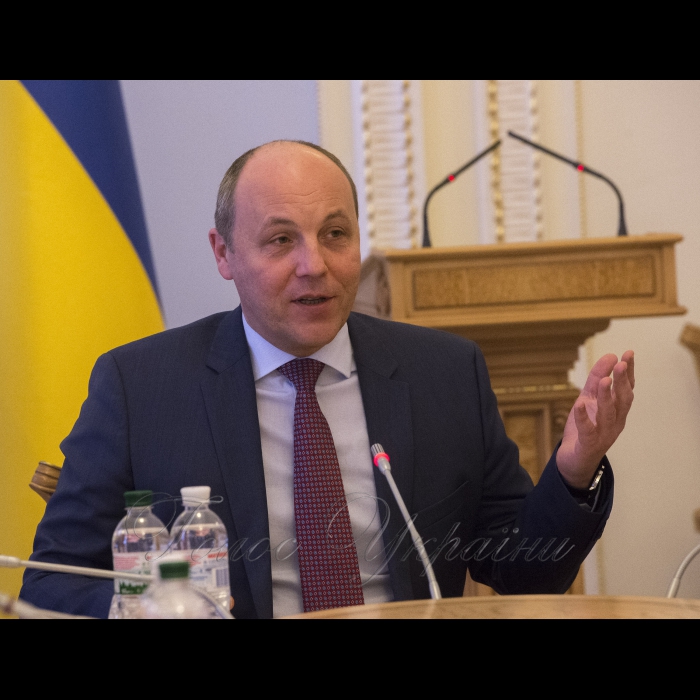 6 березня 2018 зустріч Голови Верховної Ради України Андрія Парубія з представниками волонтерських організацій.