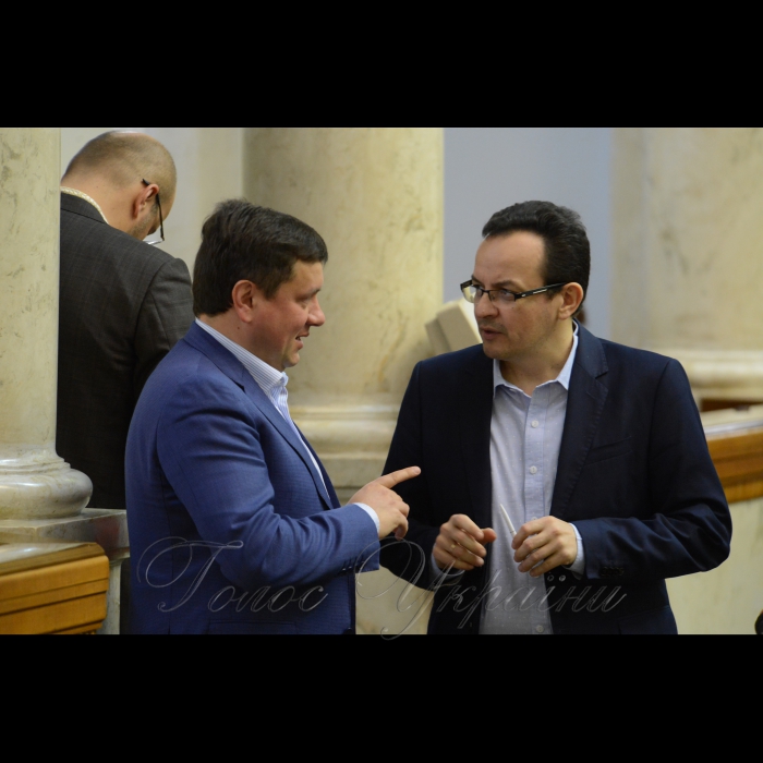 15 березня 2018 сесія Верховної Ради України. Олександр Данченко САМ, Олег Березюк САМ.