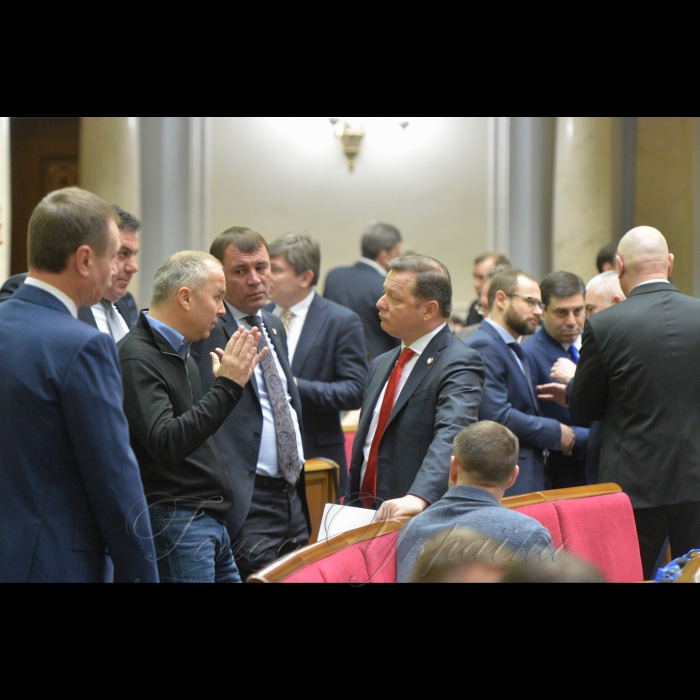 Сесія Верховної Ради України. Нестор Шуфрич, Олег Ляшко