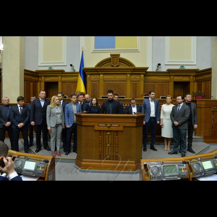 Сесія Верховної Ради України. Депутати фракції БПП зробили заяву з приводу самогубства в.о. директора Миколаївського аеропорту, бойового льотчика  Волошина