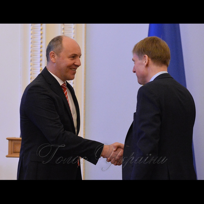 Зустріч Голови Верховної Ради України Андрія Парубія з співдоповідачем комітету ПАРЄ з питань дотримання обов’язків та зобов’язань державами-членами Ради Європи (Моніторинговий комітет) Е.Н.Кроссом