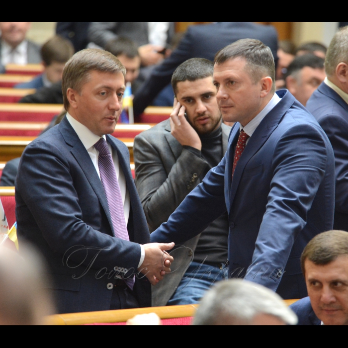 Сесія Верховної Ради України. Сергій Лабазюк Ігор Молоток ВОЛЯ