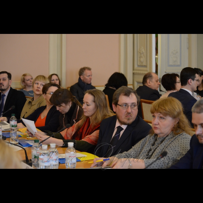 Комітет Верховної Ради України з питань європейської інтеграції спільно з Міжфракційним депутатським об’єднанням «Сприяння захисту прав та соціальній реабілітації учасників АТО» та Національною психологічною асоціацією провів Національний «круглий стіл» на тему: «Правове регулювання психологічної допомоги в Україні: стратегія європейської та загальносвітової інтеграції».