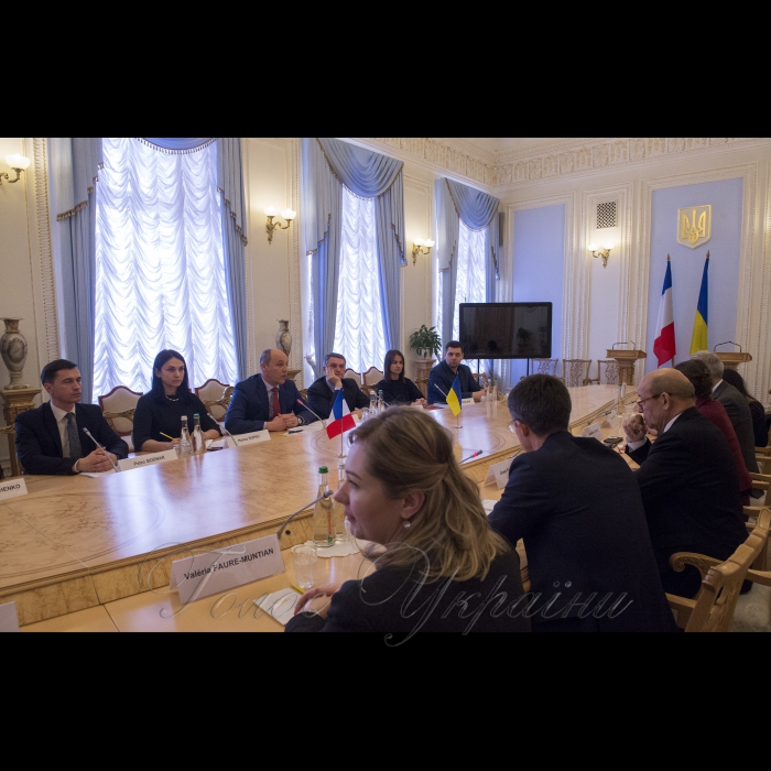 Зустріч Голови Верховної Ради України Андрія Парубія з Міністром у справах Європи та закордонних справ Франції Ж-І. Ле Дріаном. Боднар, Гопко, Подольська