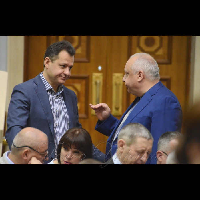 5 квітня 2018 засідання ВР. Тарас Батенко позафр., Ігор Гринів БП.