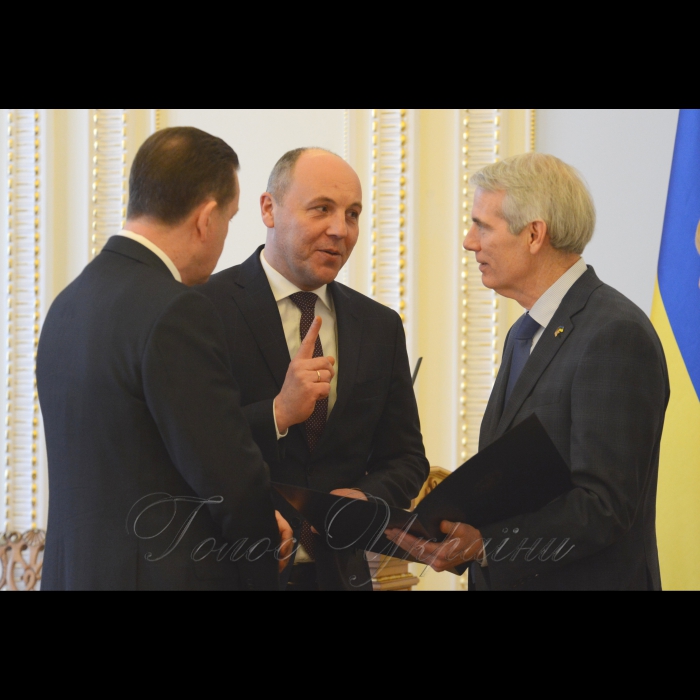 5 квітня 2018 зустріч Голови Верховної Ради України Андрія Парубія з Сенатором Конгресу Сполучених Штатів Америки Робом Портманом.