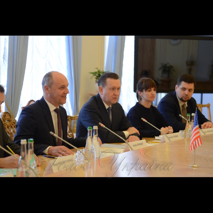 5 квітня 2018 зустріч Голови Верховної Ради України Андрія Парубія з Сенатором Конгресу Сполучених Штатів Америки Робом Портманом.