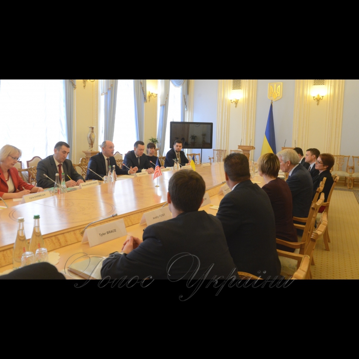 5 квітня 2018 зустріч Голови Верховної Ради України Андрія Парубія з Сенатором Конгресу Сполучених Штатів Америки Робом Портманом.