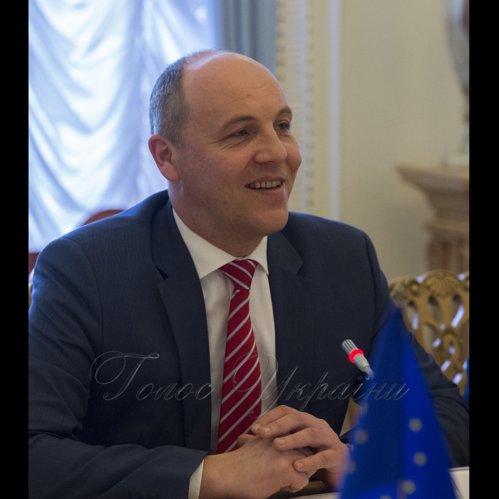 6 квітня 2018 зустріч Голови Верховної Ради України Андрія Парубія з делегацією Комітету Європейського Парламенту у закордонних справах.