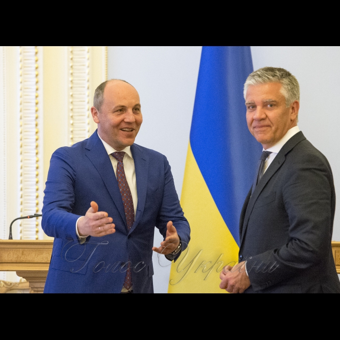 12 квітня 2018 зустріч Голови Верховної Ради України Андрія Парубія з депутатом Німецького Бундестагу Франком Штеффелем.