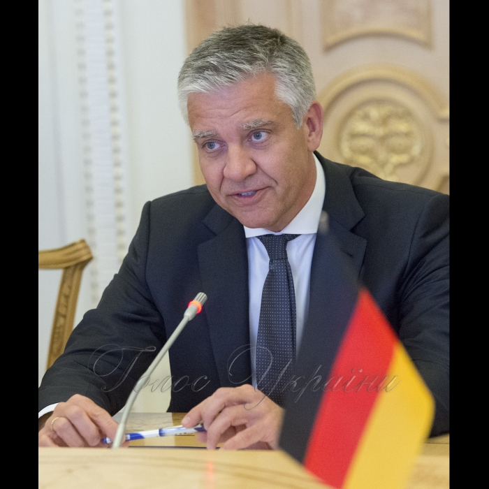 12 квітня 2018 зустріч Голови Верховної Ради України Андрія Парубія з депутатом Німецького Бундестагу Франком Штеффелем.
