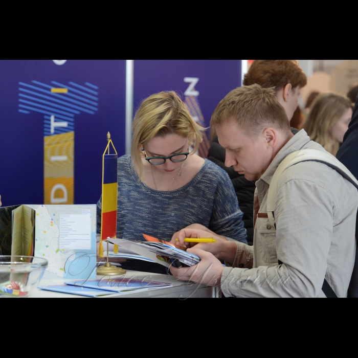19 квітня 2018 в столичному Українському домі проходять масштабні освітні виставки 
