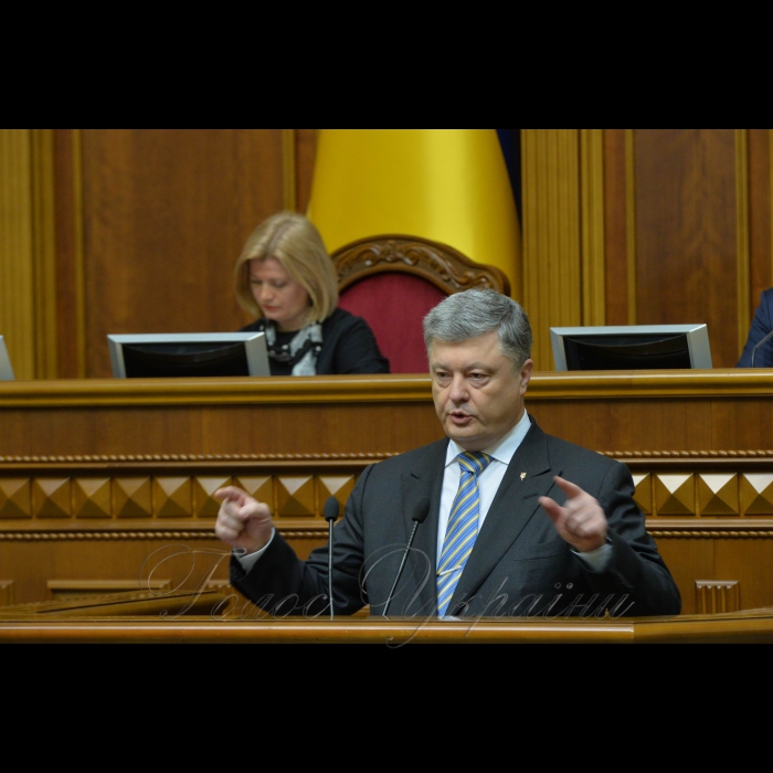 19 квітня 2018 Верховна Рада розглянула звернення Президента України до Вселенського Патріарха Варфоломія про надання Томосу про автокефалію Православної Церкви в Україні.
А.Парубій повідомив, що в пленарному засіданні бере участь Президент України Петро Порошенко. Президент України звернувся до народних депутатів з проханням підтримати його звернення до Вселенського Патріарха Варфоломія про надання Томосу про автокефалію Православної Церкви в Україні.