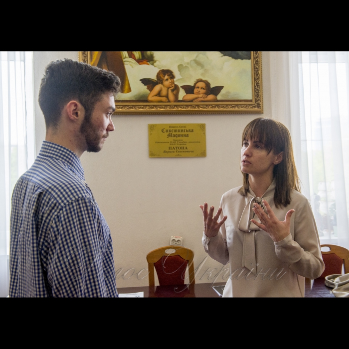 Керівник секретаріату Голови Верховної Ради України Тетяна Подольська прочитала лекцію у Київському національному університеті імені Тараса Шевченка в рамках просвітницького курсу про Парламент та історію українського парламентаризму. 
З ініціативи Голови Верховної Ради України Андрія Володимировича Парубія стартує просвітницький курс про Парламент та історію українського парламентаризму. У рамках цього курсу відбудеться серія лекцій у Вищих навчальних закладах України. Лекторами стануть працівники Апарату Верховної Ради України, народні депутати України та відомі громадські діячі.
