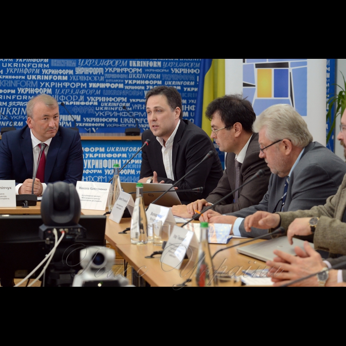 Експертна дискусія на тему: 