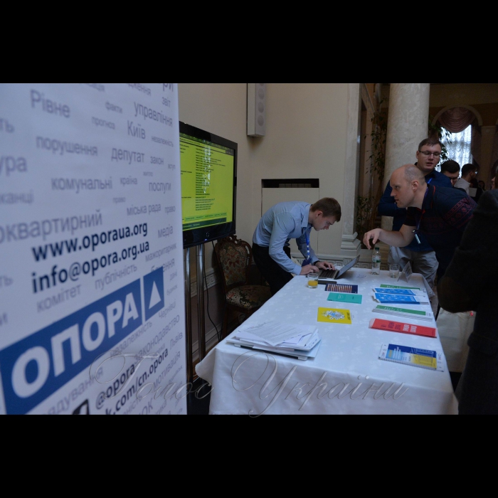 18 травня 2018 програма USAID РАДА з метою поглиблення співпраці між Верховною Радою України та організаціями громадянського суспільства провела всеукраїнську конференцію «Громадяни та парламент: моделі та інструменти ефективної взаємодії».