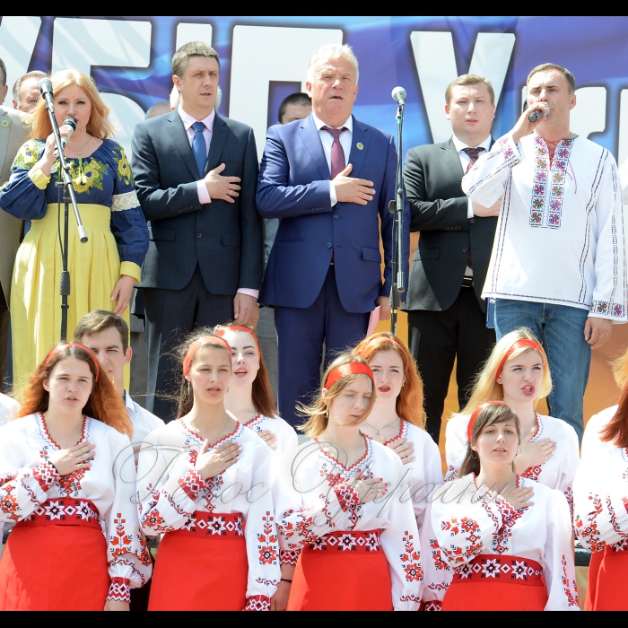 26 травня 2018 НУБіП України відсвяткував своє 120-річчя.    Гостей вітав ректор Станіслав Ніколаєнко, який з гордістю відзначив ту високу оцінку, яку дали колективу керівництво держави, уряду і особисто Президент України та увагу з боку міжнародної спільноти: майже 100 гостей з 24 країн світу приїхали на святкування. За свою 120-річну історію НУБіП випустив майже 200 тисяч фахівців, які прославили свою alma mater по всьому світу. І зараз, незважаючи на складну фінансову і економічну ситуацію в країні, виш впевнено розвивається. За допомогою уряду і меценатів відновлено 3-й корпус, переобладнуються аудиторії і лабораторії. Студентство продемонструвало чудові знання на фінальних етапах Всеукраїнських студентських олімпіад і конкурсах наукових робіт. Вчені університету відзначені Преміями Президента України і Кабінету Міністрів.