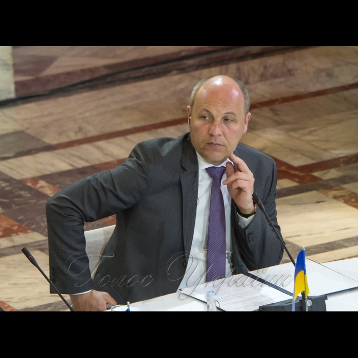 26 травня 2018 візит до Грузії делегації України на чоліз Головою Верховної Ради України А.В.Парубієм у зв'язку з участю в урочистих заходах з нагоди 100-річчя Першої Демократичної Республіки Грузії.
Відкриття круглого столу «Співпраця задля процвітання - стратегія наступного століття»  за участі Президента, Голови Парламенту, МЗС Грузії та Глав іноземних делегацій.
Мепарішвілі Хвича Нодарович, керівник групи з міжпарламентських зв’язків з Грузією, народний депутат України.