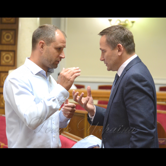 Сесія Верховної Ради України. Олексій Кириченко РП Костянтин Яриніч БП