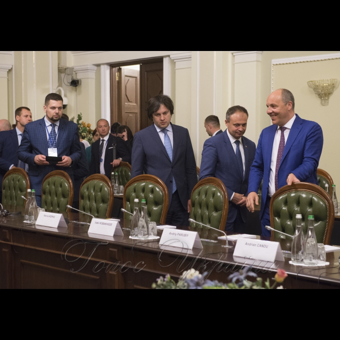 Учасники Другої Міжпарламентської конференції 