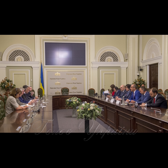 Учасники Другої Міжпарламентської конференції 