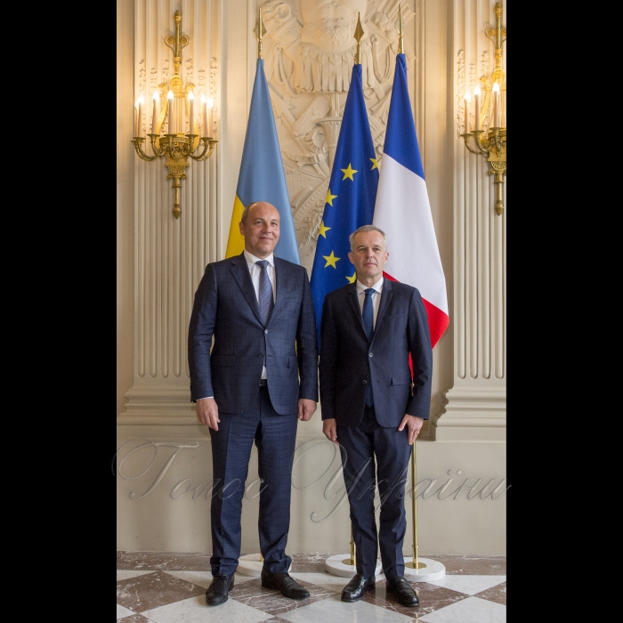 Голова Верховної Ради України Андрій Парубій розпочав візит до Французької Республіки. 
м.Париж. Зустріч з Головою Національних зборів Франції Ф. де Ружі
