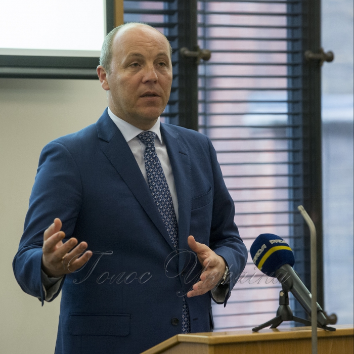 Голова Верховної Ради Андрій Парубій перебуває з візитом у Сполученому Королівстві Великої Британії та Північної Ірландії.

Публічний захід у приміщенні Парламенту Великої Британії (послідовний переклад, після виступу Голови ВР України – питання/відповіді). Захід організований Посольством та Британсько-українським товариством (голова – Лорд Різбі)
