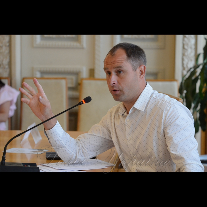 Комітет Верховної Ради України з питань охорони здоров’я спільно з Українською діабетичною федерацією провів засідання «круглого столу» на тему: «Цукровий діабет. Міжнародний досвід. Проблеми та можливості в Україні». Олексій Кириченко, заступник голови Комітету Верховної Ради України з питань охорони здоров’я