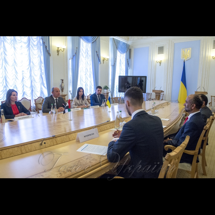 Зустріч Голови Верховної Ради України Андрія Парубія з членом Парламенту Об’єднаних Арабських Еміратів Ахмедом Аль-Джарваном та Надзвичайним і Повноважним Послом ОАЕ в Україні Салемом Ахмедом Аль-Каабі