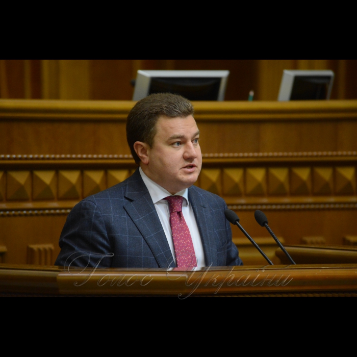 Сесія Верховної Ради України. Віктор Бондар ВІДРО