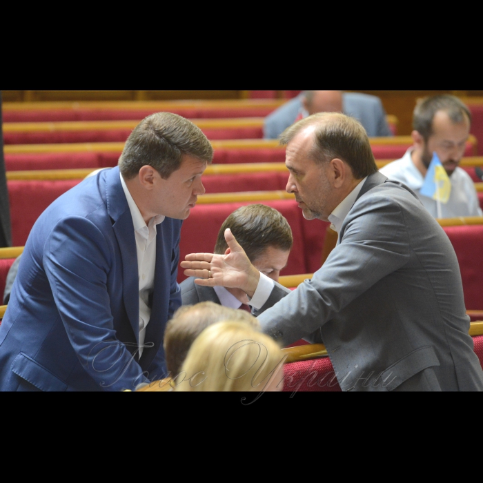 Сесія Верховної Ради України. Вадим Івченко Б Олександр Бакуменко БП