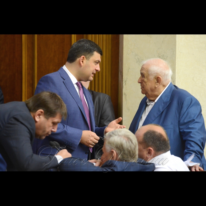 Сесія Верховної Ради України. Володимир Гройсман Юхим Звягільський