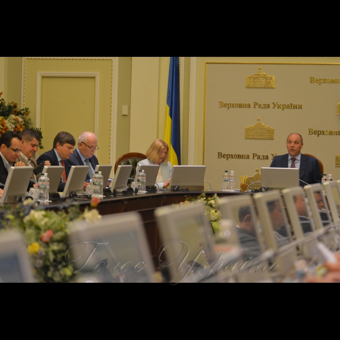 Засідання Погоджувальної ради Верховної Ради України. Олег Березюк (САМ) Максим Бурбак (НФ) Артур Герасимов (БП), Кубів, Геращенко, Парубій