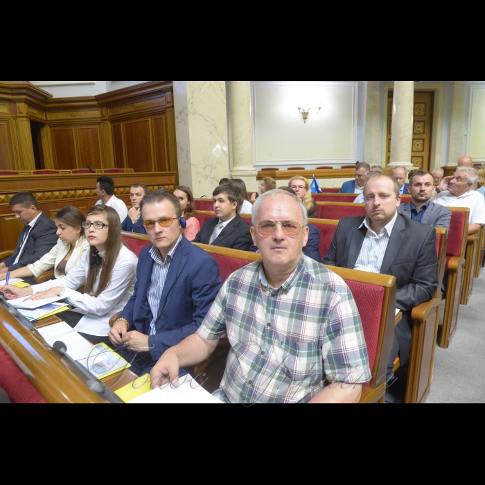 Парламентські слухання на тему: «Реалізація в Україні міжнародних документів щодо запобігання антропогенним змінам клімату».

