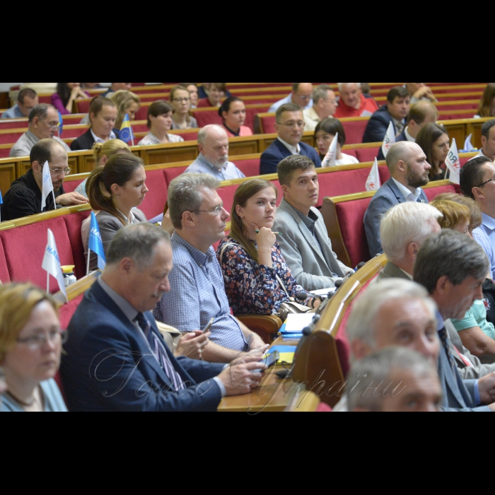 Парламентські слухання на тему: «Реалізація в Україні міжнародних документів щодо запобігання антропогенним змінам клімату».

