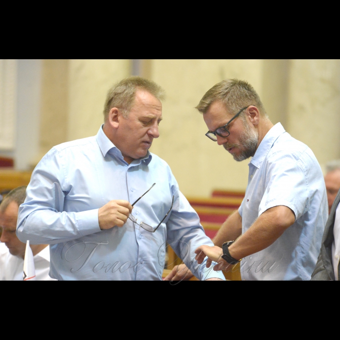 Сесія Верховної Ради України. Василь Амельченко РП Андрій Вадатурський БП