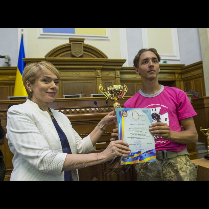 15 липня 2018 Київ. У сесійній залі ВР України відбулось урочисте закриття 10 ювілейного III Всеукраїнського етапу дитячо-юнацької патріотичної гри 