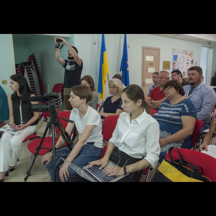 Прес-сніданок 