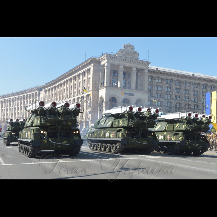 24 серпня 2018 Голова Верховної Ради України Андрій Парубій разом з Президентом України, Верховним головнокомандувачем Петром Порошенком, Прем’єр-міністром України Володимиром Гройсманом, народними депутатами, урядовцями, гостями столиці взяли участь в урочистих заходах з нагоди святкування 27-ї річниці Незалежності України.
У параді взяли участь 18 іноземних делегацій із різних країн світу, зокрема із Великої Британії, США, Канади, Литви, Естонії, Польщі, Румунії, Молдови, Грузії, Латвії, Данії, Польщі.