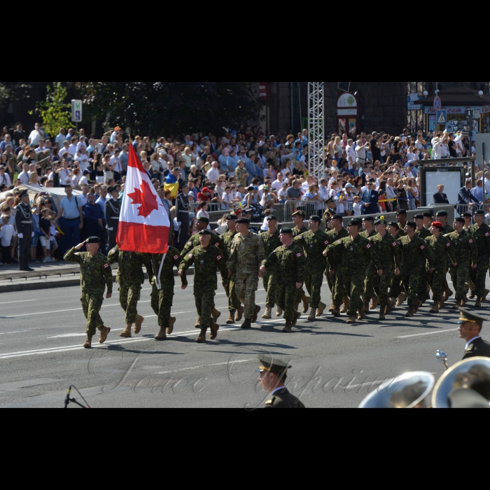 24 серпня 2018 Голова Верховної Ради України Андрій Парубій разом з Президентом України, Верховним головнокомандувачем Петром Порошенком, Прем’єр-міністром України Володимиром Гройсманом, народними депутатами, урядовцями, гостями столиці взяли участь в урочистих заходах з нагоди святкування 27-ї річниці Незалежності України.
У параді взяли участь 18 іноземних делегацій із різних країн світу, зокрема із Великої Британії, США, Канади, Литви, Естонії, Польщі, Румунії, Молдови, Грузії, Латвії, Данії, Польщі.