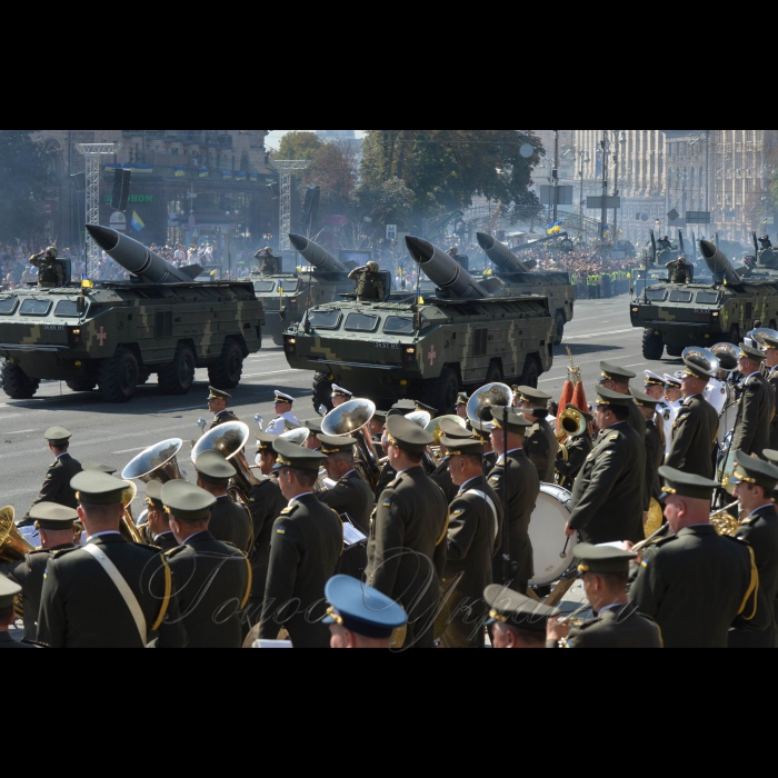24 серпня 2018 Голова Верховної Ради України Андрій Парубій разом з Президентом України, Верховним головнокомандувачем Петром Порошенком, Прем’єр-міністром України Володимиром Гройсманом, народними депутатами, урядовцями, гостями столиці взяли участь в урочистих заходах з нагоди святкування 27-ї річниці Незалежності України.
У параді взяли участь 18 іноземних делегацій із різних країн світу, зокрема із Великої Британії, США, Канади, Литви, Естонії, Польщі, Румунії, Молдови, Грузії, Латвії, Данії, Польщі.