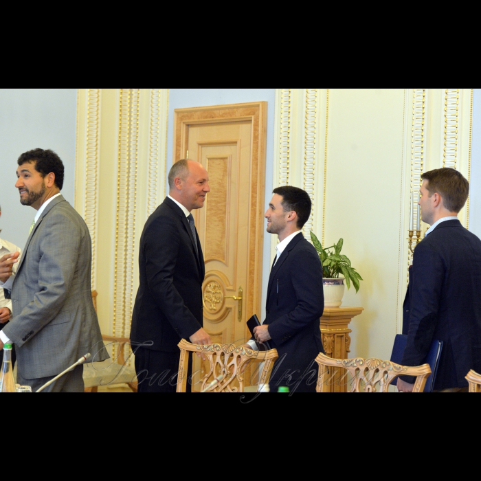 28 серпня 2018 зустріч Голови Верховної Ради Андрія Парубія з делегацією Євразійського центру ім. Діну Патріціу Атлантичної ради. Делегацію очолює Директор центру Джон Едвард Хербст.