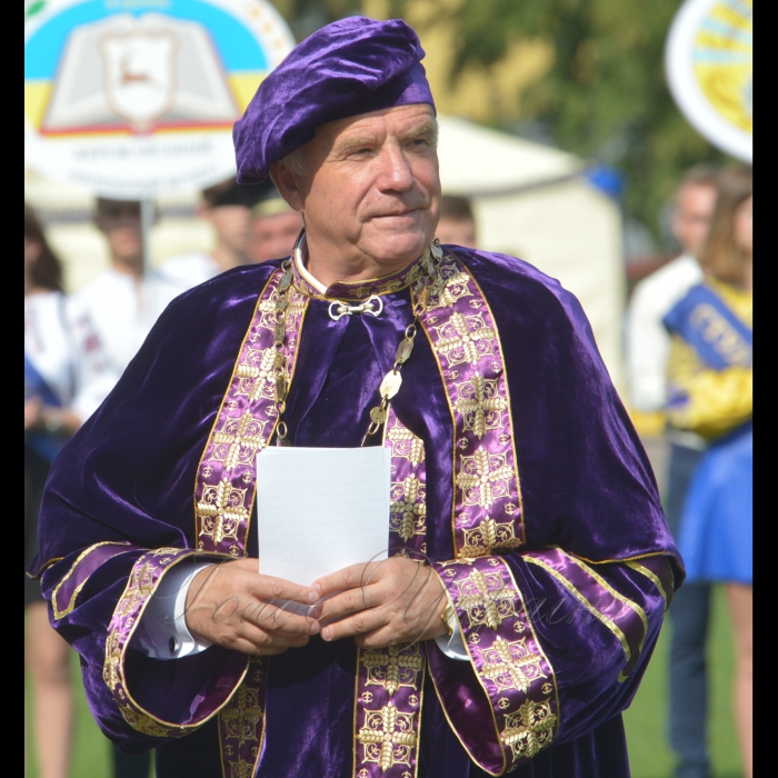 2 вересня 2018 Днем знань університет розпочав свій 121-й навчальний рік.
Ректор НУБіП Станіслав Ніколаєнко.
