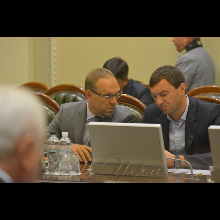 3 вересня 2018 погоджувальна рада
Сергій Власенко (Б) Андрій Іванчук (НФ)