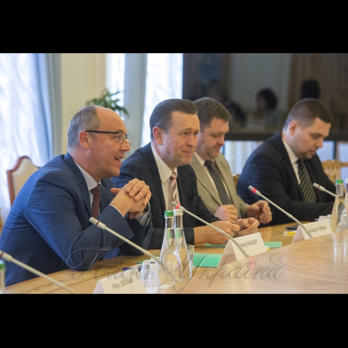 14 вересня 2018
Зустріч Голови Верховної Ради України Андрія Парубія з координатором програм Європейського Парламенту з підвищення інституційної спроможності Верховної Ради України Петем Коксом.