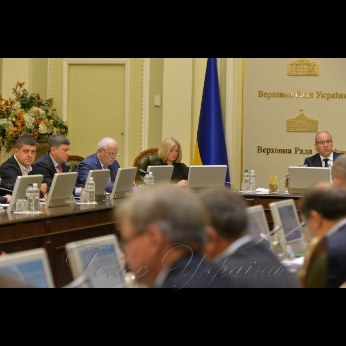 1 жовтня 2018 погоджувальна рада ВР.
