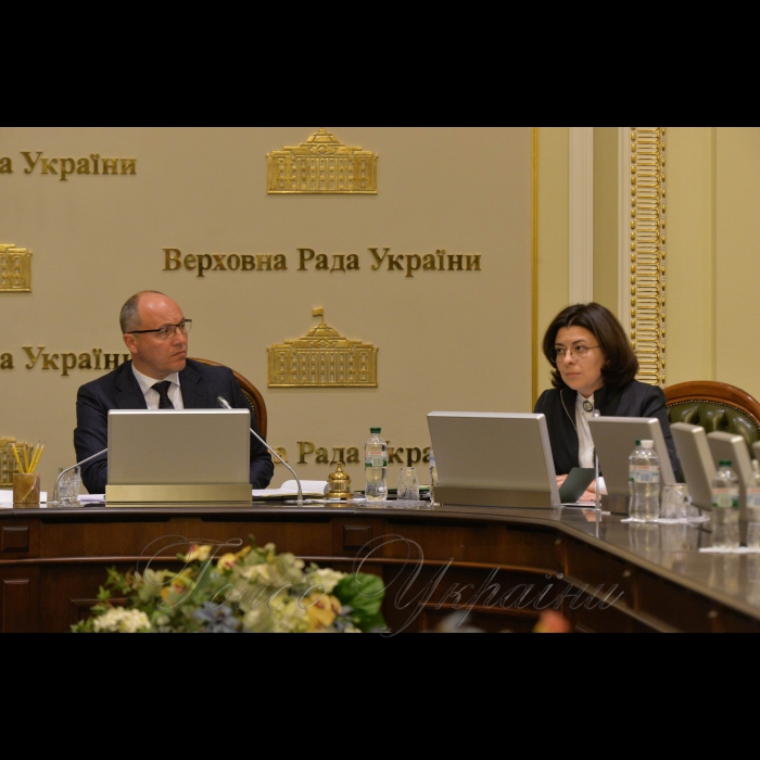 1 жовтня 2018 погоджувальна рада ВР.
