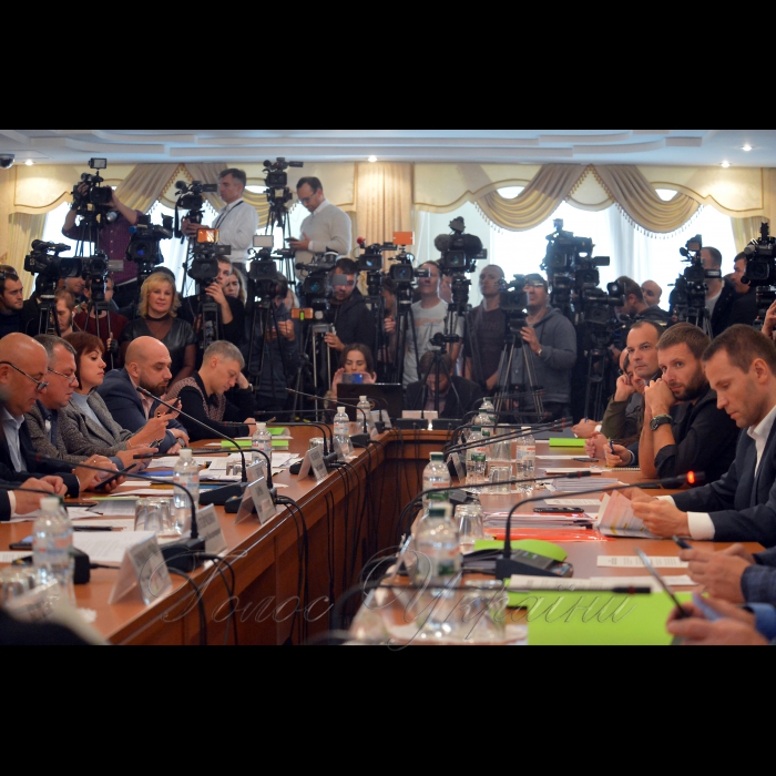 3 жовтня 2018 комітет Верховної Ради України з питань запобігання і протидії корупції провів засідання на якому заслухали звіт директора національного антикорупційного бюро України Артема Ситника.