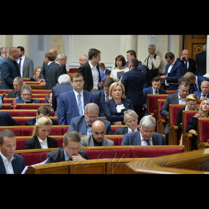 4 жовтня 2018 пленарне засідання Верховної Ради України. 
Прийнято Закон 